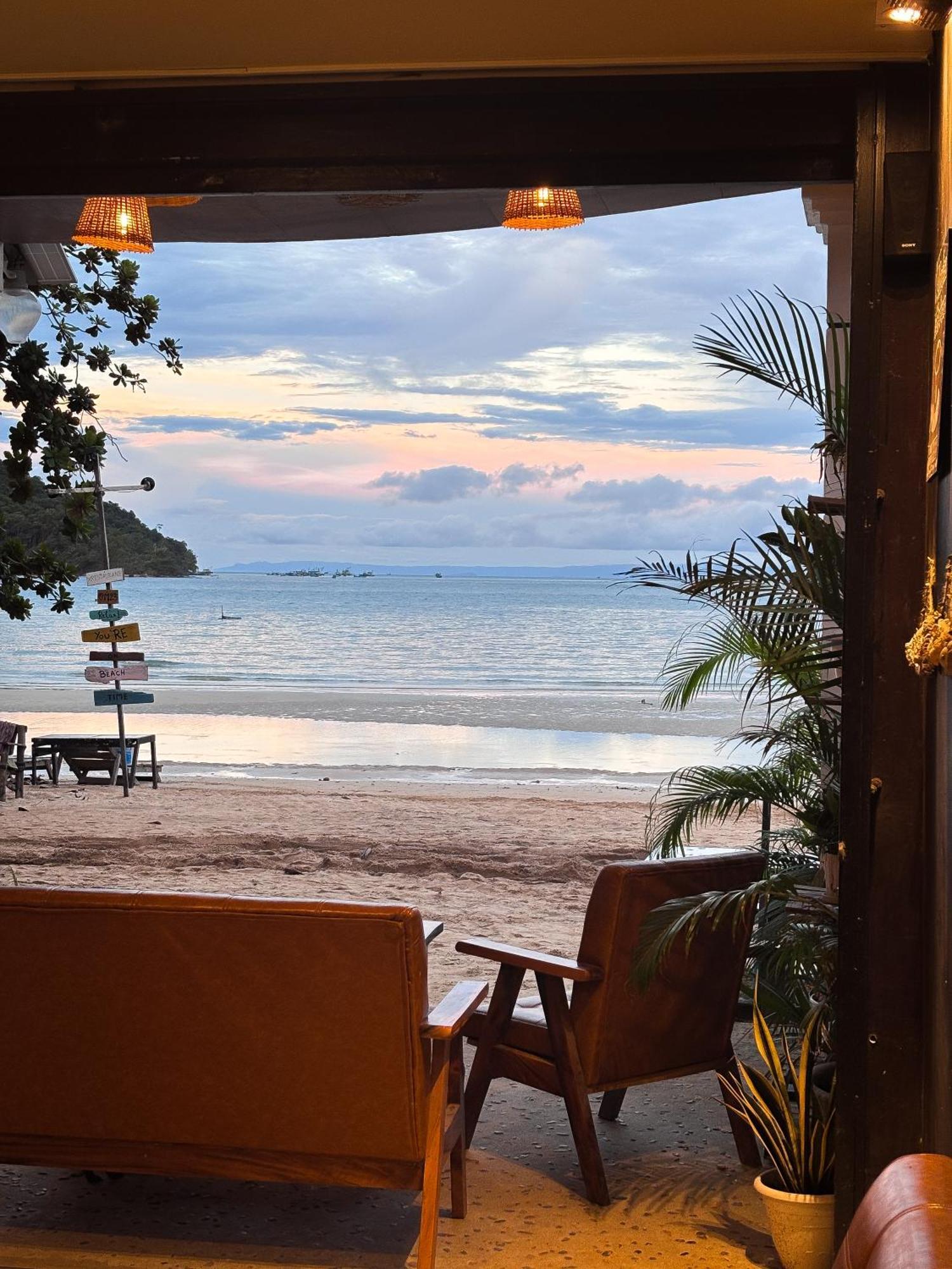 Hotel Coral Koh Rong Sanloem Exterior foto